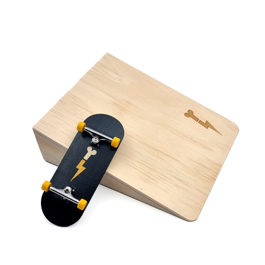 FlashBone Fingerboard Ramps Street Kicker (Wood) FlashBone Fingerboards